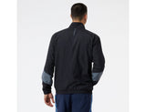 Campera New Balance Tenacy Woven Jacket Negro Hombre